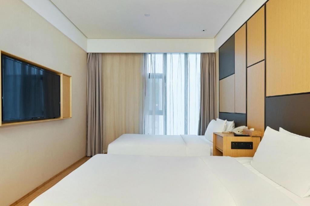 Ji Hotel Shanghai Hongqiao Yan'An XI Road Dış mekan fotoğraf