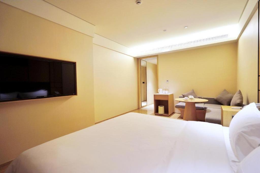 Ji Hotel Shanghai Hongqiao Yan'An XI Road Dış mekan fotoğraf